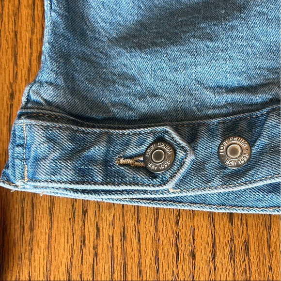 LOFT Casual Light Blue Jean Jacket Western Rivet Buttons - Picture 5 of 11